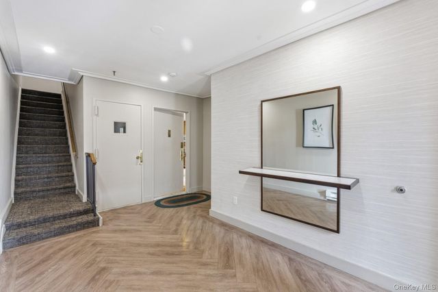 20617 Lori Drive 1166, Bayside, NY 11360