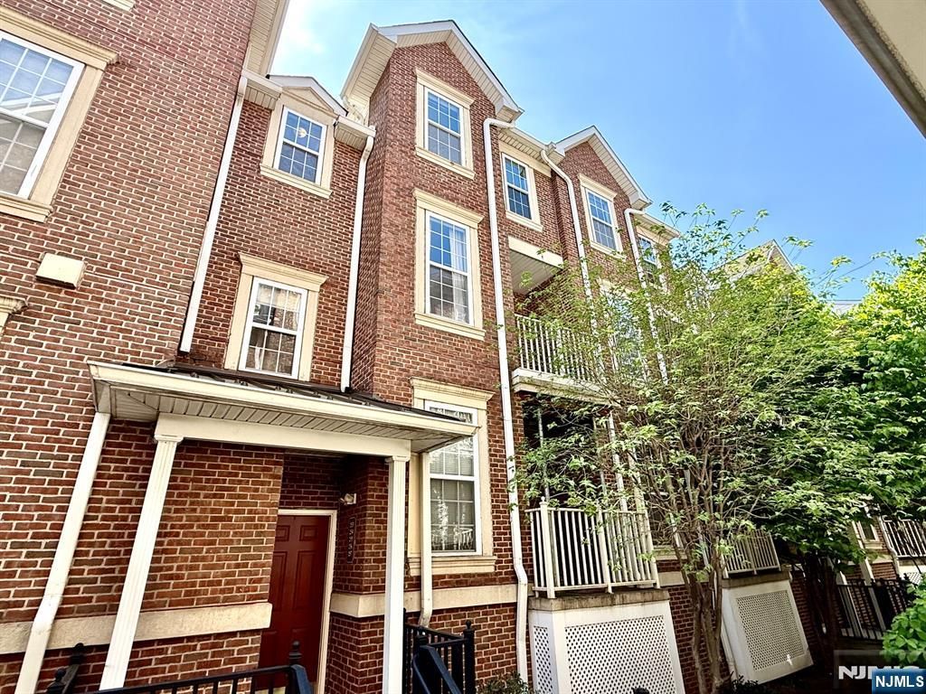 200 Dey Street 257, Harrison, NJ 07029