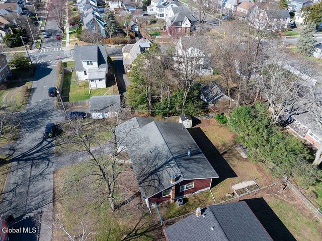52 Hawthorne Avenue, Albany, NY 12203