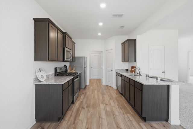 13522 Granite Park Road, Ponder, TX 76259