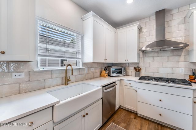 160 WHIRLWIND Place, St. Augustine, FL 32095
