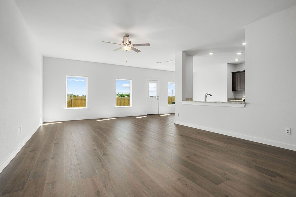 8416 Fort Benton Drive, Ponder, TX 76259 — photo 4