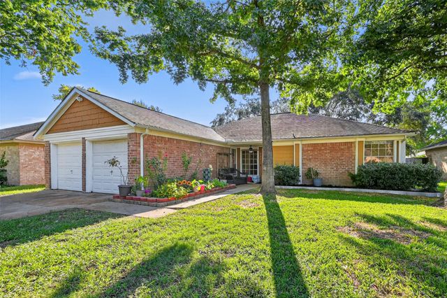 923 Valley Ranch Drive, Katy, TX 77450