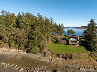 239 Shoreland Drive, Lopez Island, WA 98261