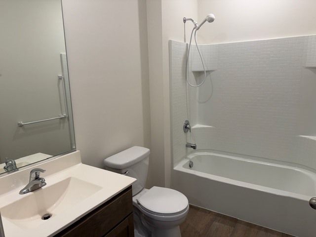 6321 Aspen Lane, Wonder Lake, IL 60097