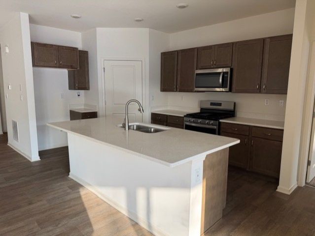 6321 Aspen Lane, Wonder Lake, IL 60097