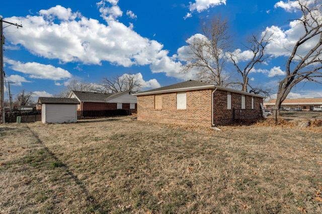 1601 E Berkeley, Wichita, KS 67216