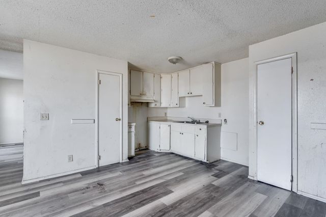 1601 E Berkeley, Wichita, KS 67216