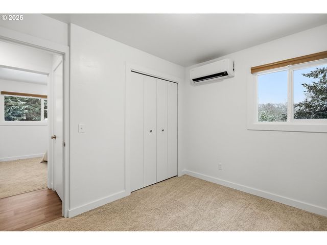 3299 DURLAND Dr, Hood River, OR 97031