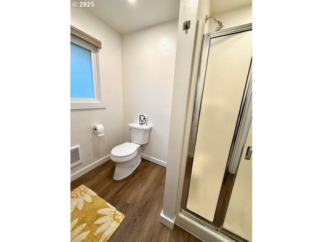 3299 DURLAND Dr, Hood River, OR 97031