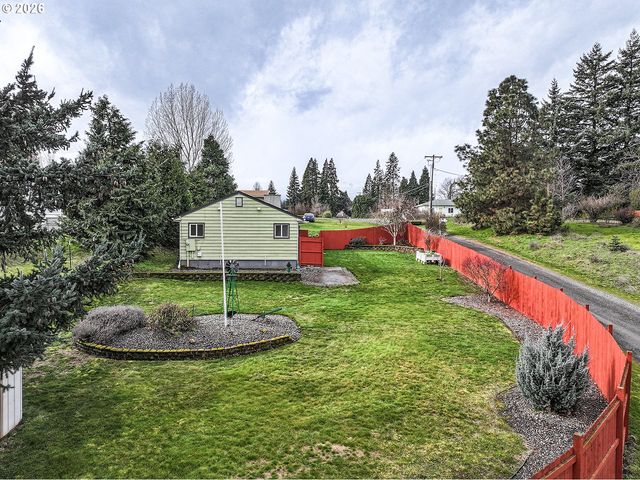 3299 DURLAND Dr, Hood River, OR 97031