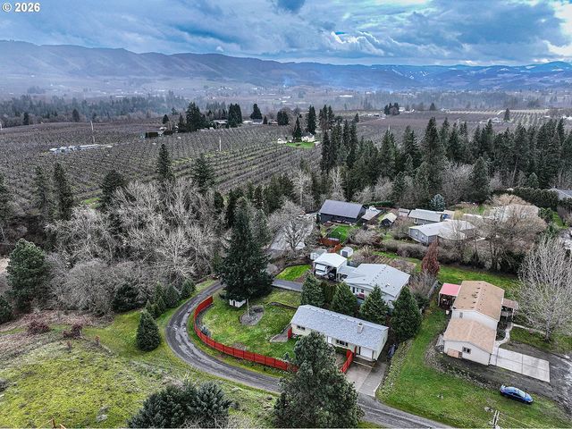 3299 DURLAND Dr, Hood River, OR 97031