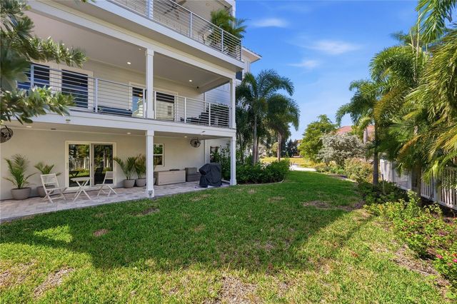 2813 KIPPS COLONY DRIVE S, Gulfport, FL 33707