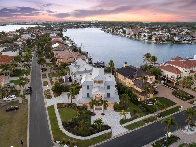2813 KIPPS COLONY DRIVE S, Gulfport, FL 33707