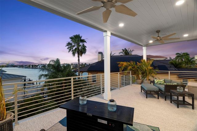 2813 KIPPS COLONY DRIVE S, Gulfport, FL 33707