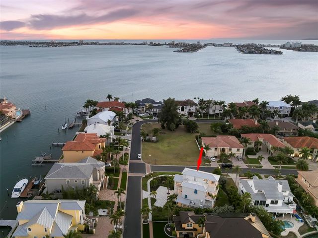 2813 KIPPS COLONY DRIVE S, Gulfport, FL 33707