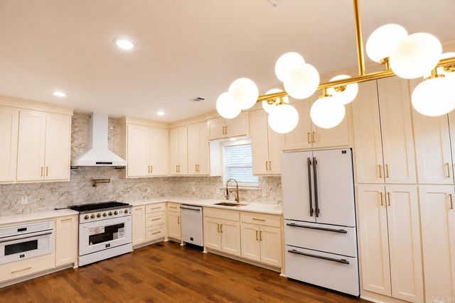 11214 Jamestown Drive, Little Rock, AR 72211