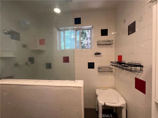 24867 Felsen, Crestline, CA 92325