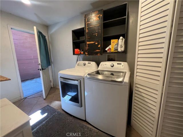 24867 Felsen, Crestline, CA 92325