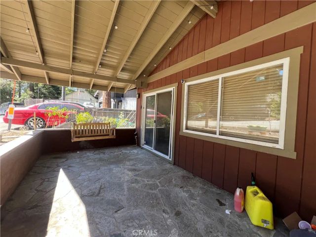 24867 Felsen, Crestline, CA 92325