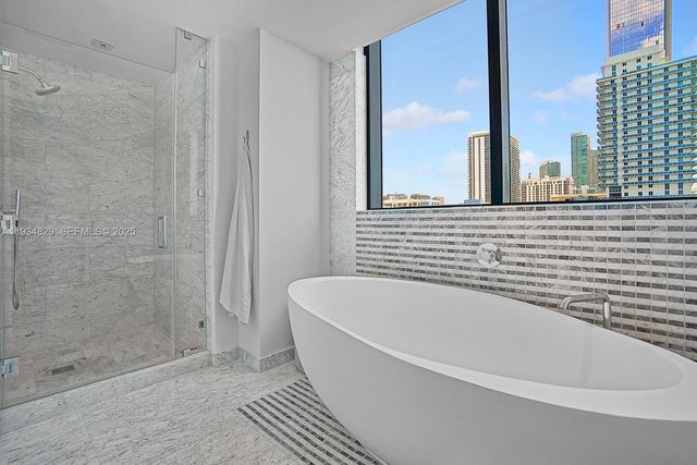 788 NE 23rd St 202, Miami, FL 33137