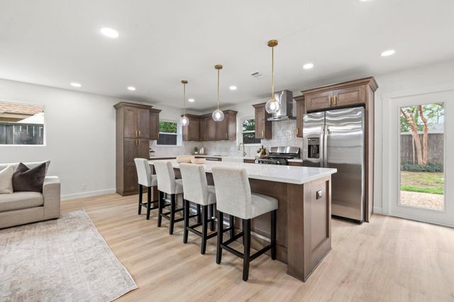 1402 Lehman Street, Houston, TX 77018