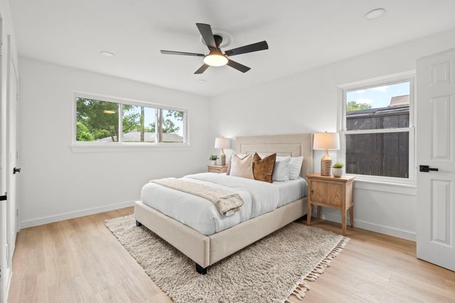 1402 Lehman Street, Houston, TX 77018