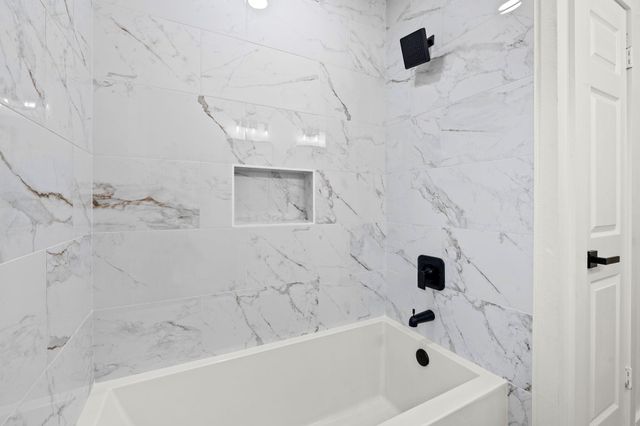 1402 Lehman Street, Houston, TX 77018