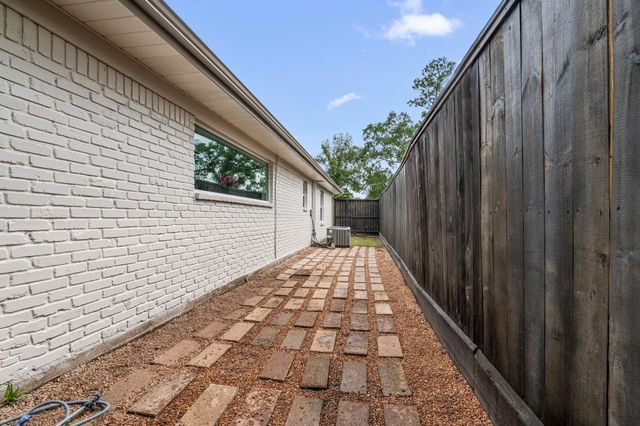 1402 Lehman Street, Houston, TX 77018