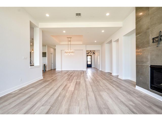 523 Baldovino SKWY, Lakeway, TX 78738