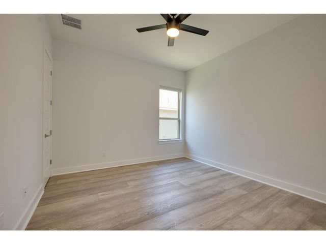 523 Baldovino SKWY, Lakeway, TX 78738