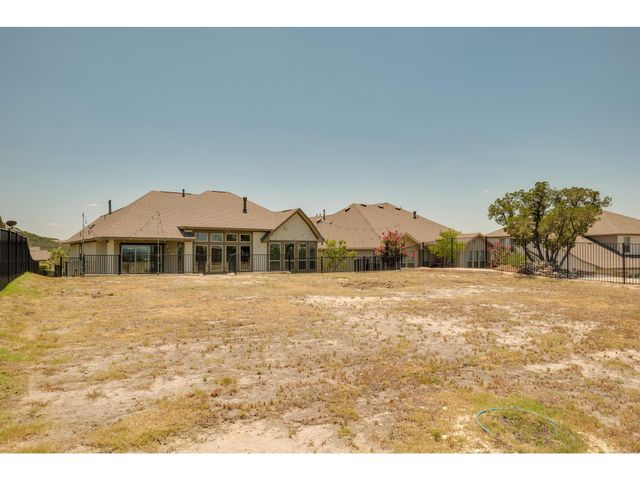 523 Baldovino SKWY, Lakeway, TX 78738