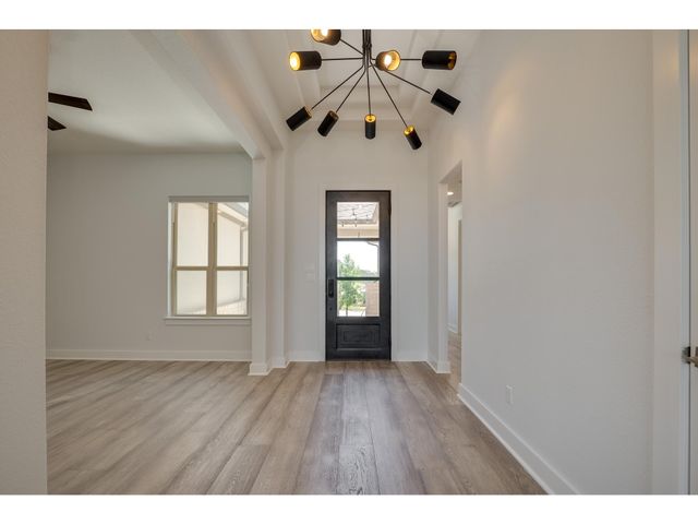 523 Baldovino SKWY, Lakeway, TX 78738
