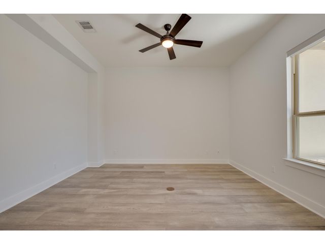 523 Baldovino SKWY, Lakeway, TX 78738