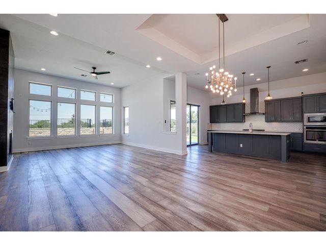 523 Baldovino SKWY, Lakeway, TX 78738
