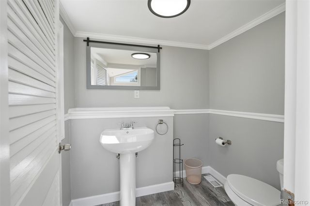 8636 Tindall Road, Springfield Charter Township, MI 48350
