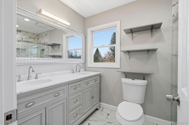 8636 Tindall Road, Springfield Charter Township, MI 48350