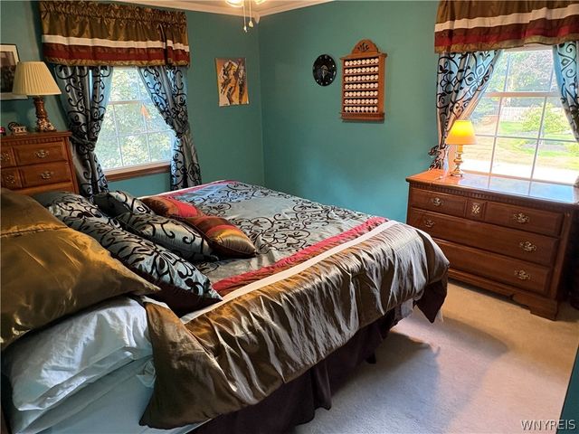 7 Birch Run, Orchard Park, NY 14127