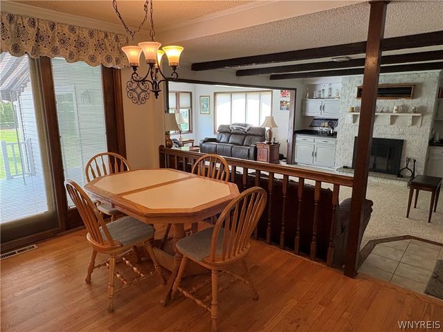7 Birch Run, Orchard Park, NY 14127