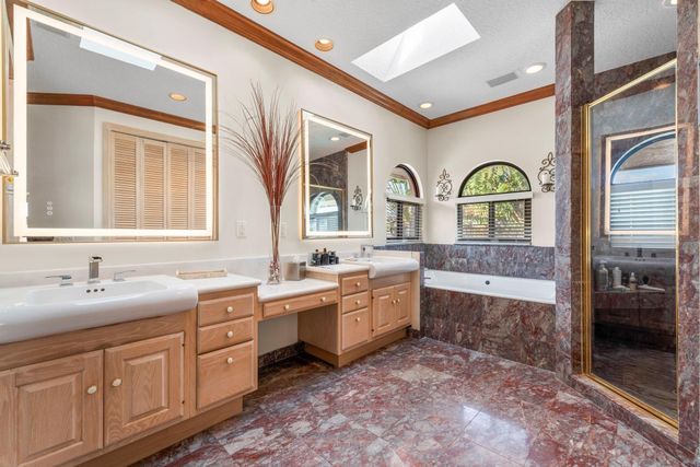 2865 NE 19th Street, Pompano Beach, FL 33062