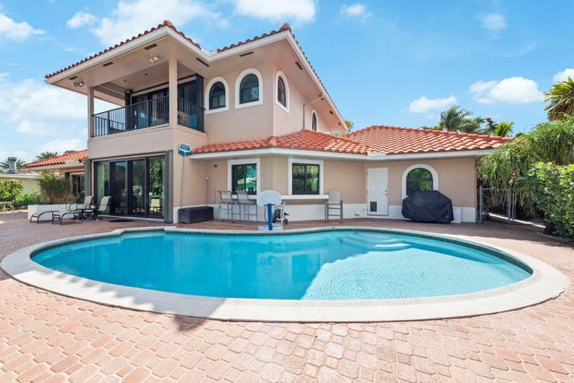 2865 NE 19th Street, Pompano Beach, FL 33062