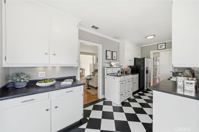 420 Via Malaga, Redondo Beach, CA 90277