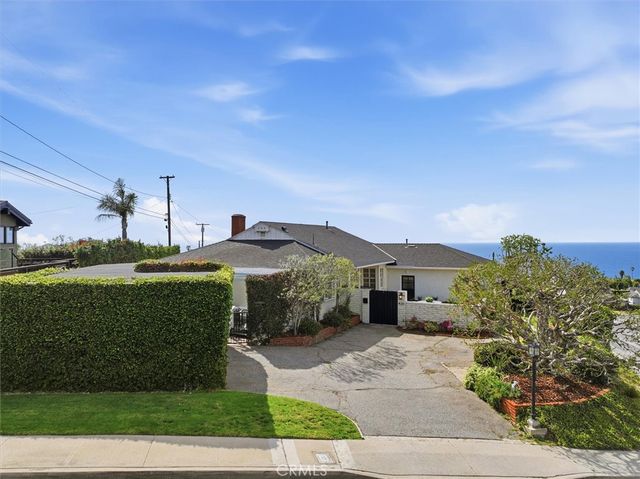 420 Via Malaga, Redondo Beach, CA 90277