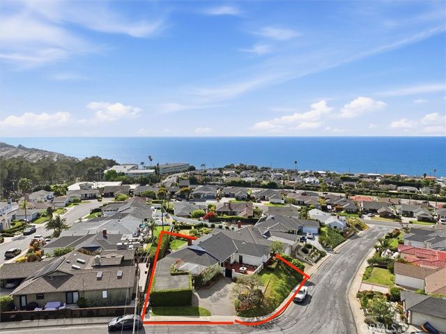 420 Via Malaga, Redondo Beach, CA 90277