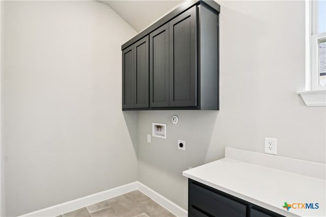 207 Sprinting Peak Drive, San Marcos, TX 78666