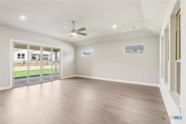 207 Sprinting Peak Drive, San Marcos, TX 78666