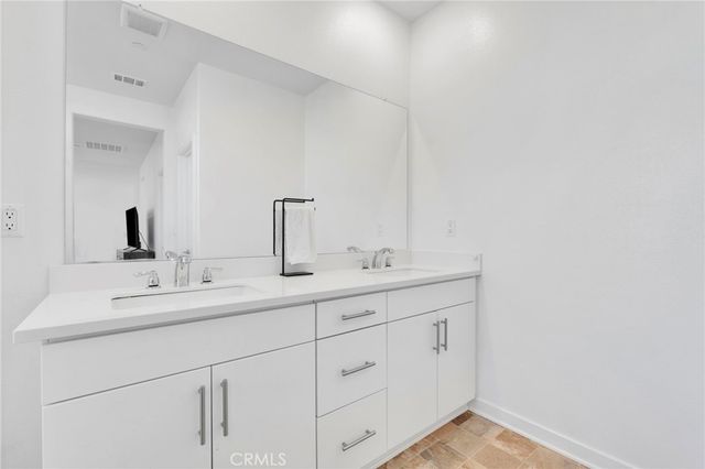 16604 Quince Lane, Fontana, CA 92336