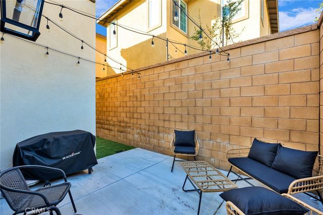16604 Quince Lane, Fontana, CA 92336