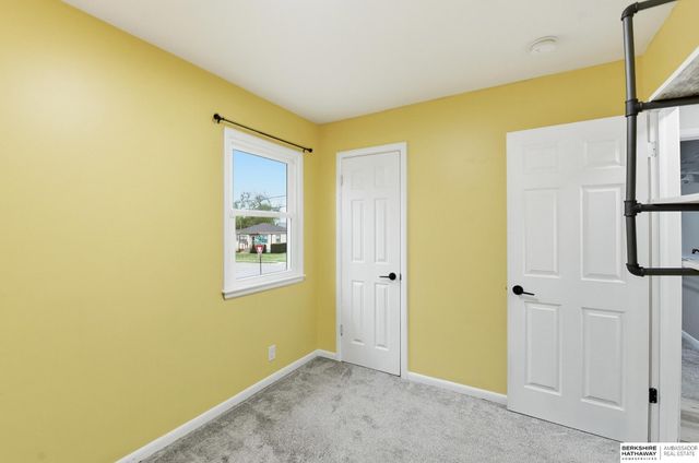 3800 N 11th Street, Lincoln, NE 68521