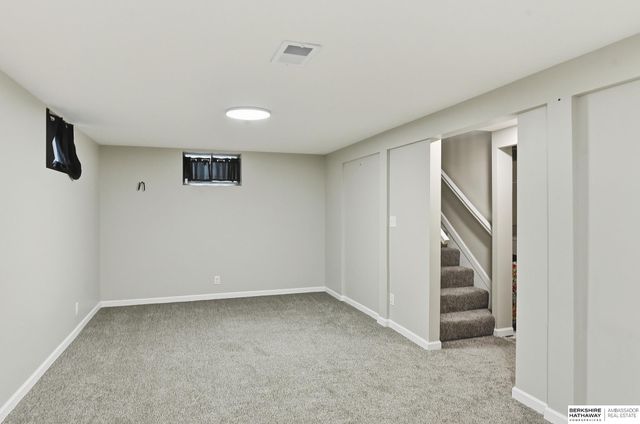 3800 N 11th Street, Lincoln, NE 68521